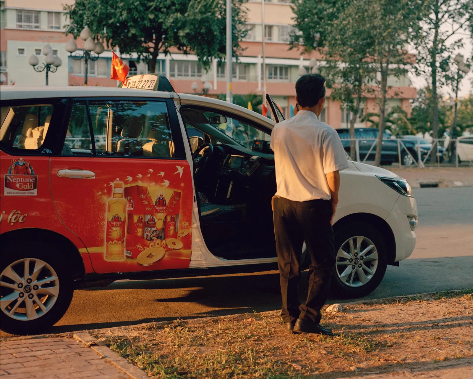 Saigon D2 Taxi Driver